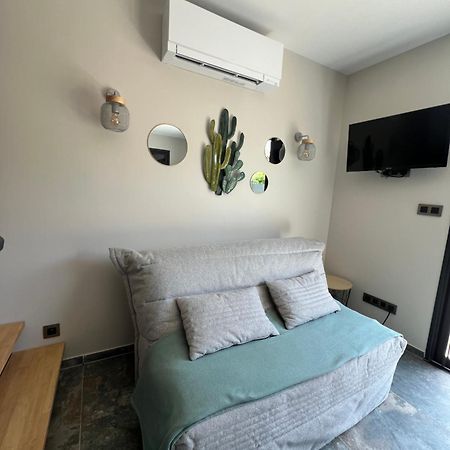Petite Villa Paisible Ιέρ Εξωτερικό φωτογραφία